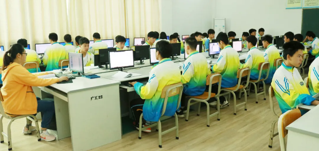 专业介绍丨盘算机网络应用_万利国际